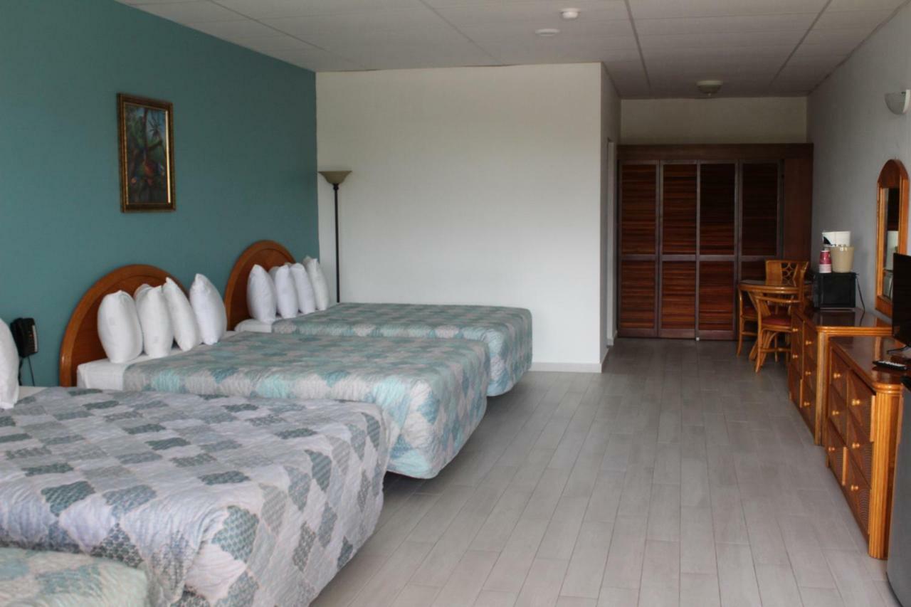 Fajardo Inn Rum bild